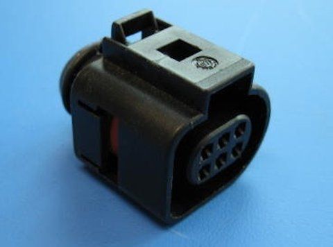 Корпус електричного з'єднувача 1J0973713 фото